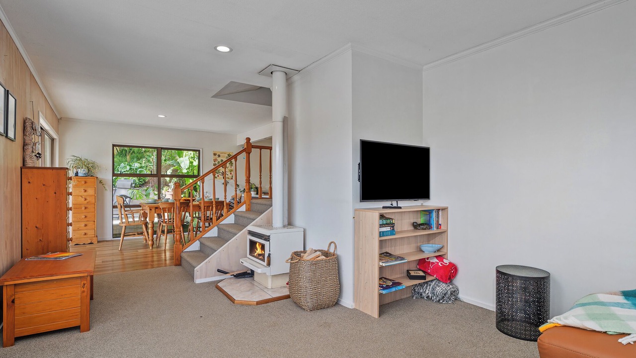 Photo of Livingroom in Onemana