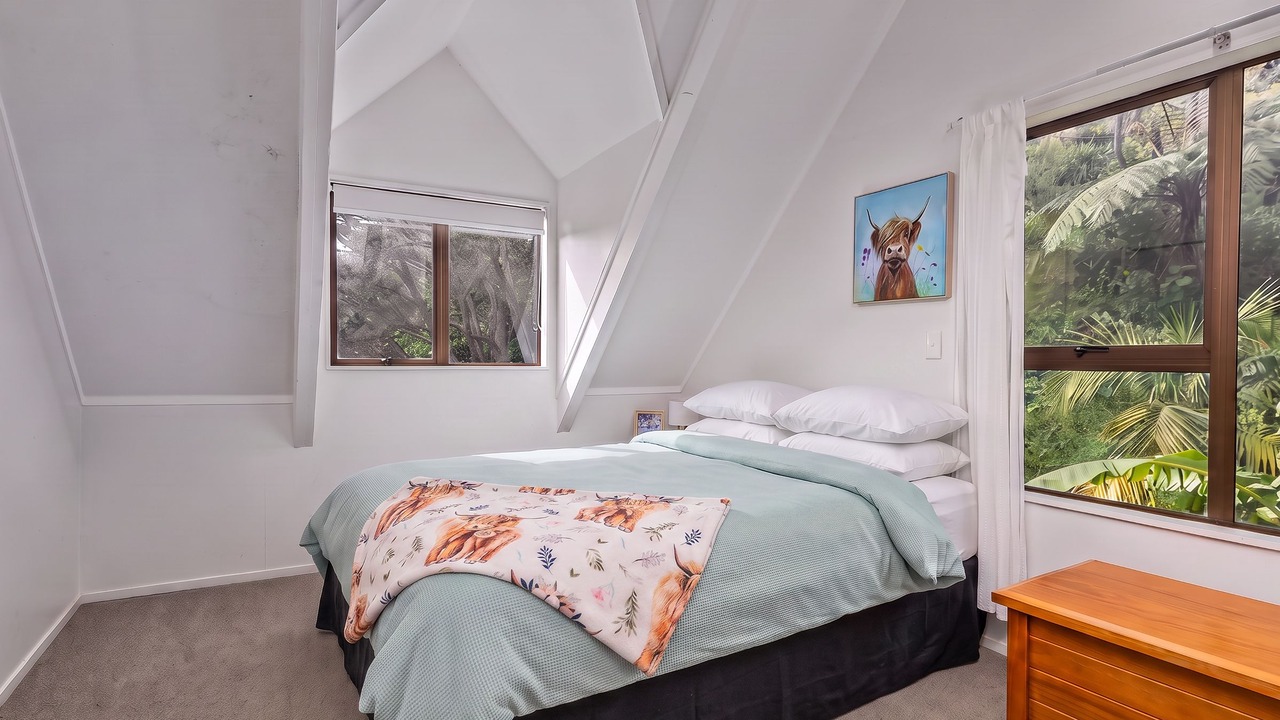 Photo of Bedroom in Onemana