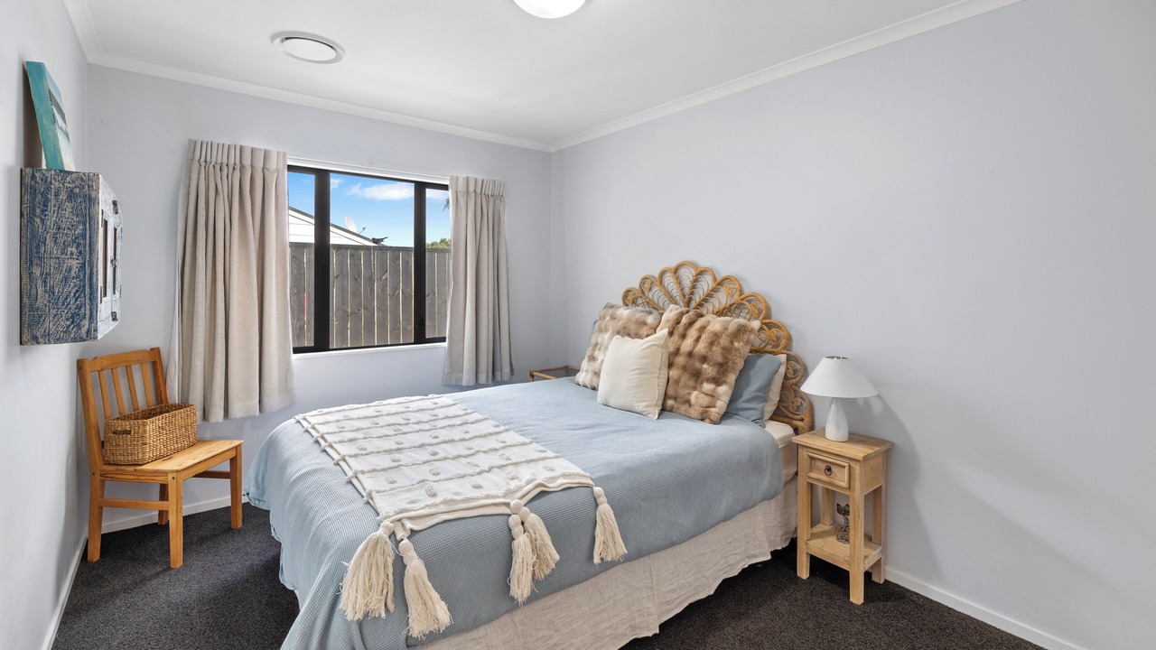 Photo of Bedroom in Papamoa Beach