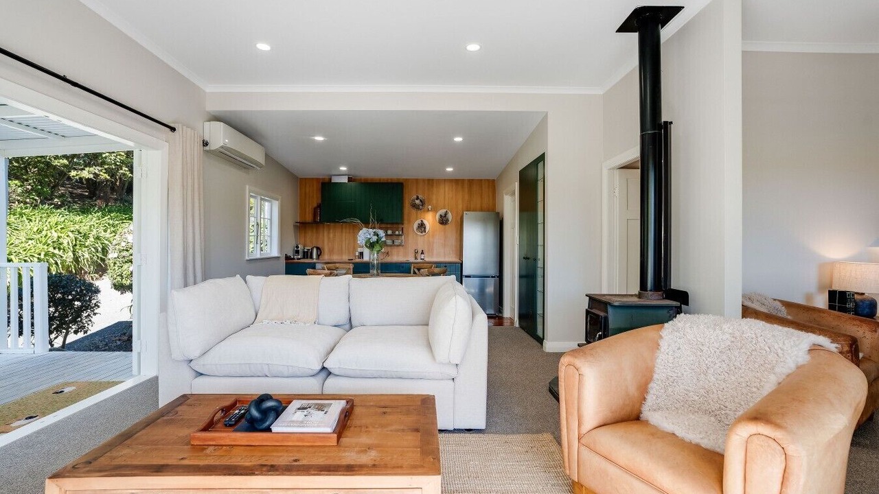 Photo of Livingroom in Bombay