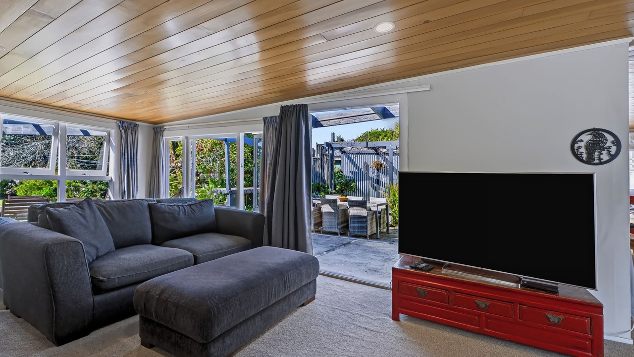 Photo of Livingroom in Whitianga
