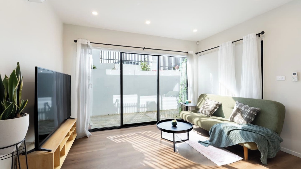 Photo of Livingroom in Eastern Beach
