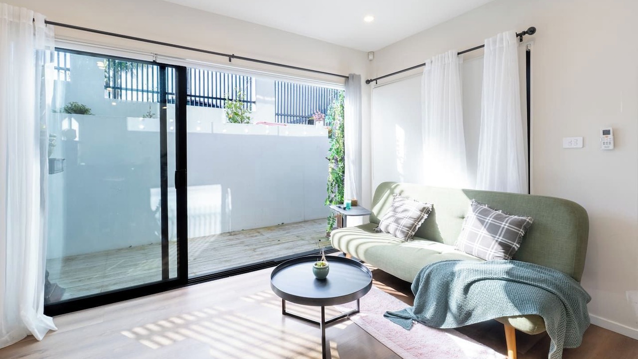 Photo of Livingroom in Eastern Beach