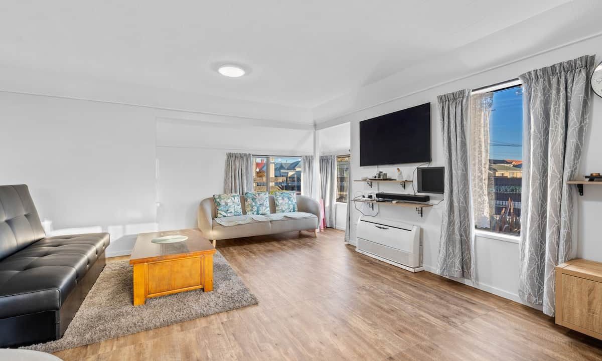 Photo of Livingroom in South Dunedin