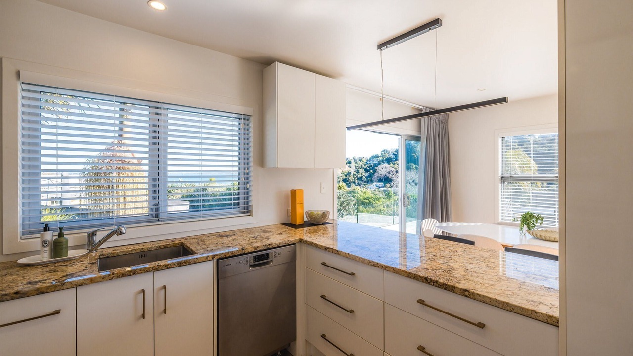 Photo of Kitchen in Surfdale