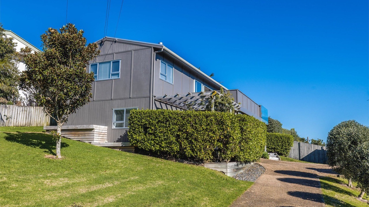 Photo of Outdoor in Surfdale