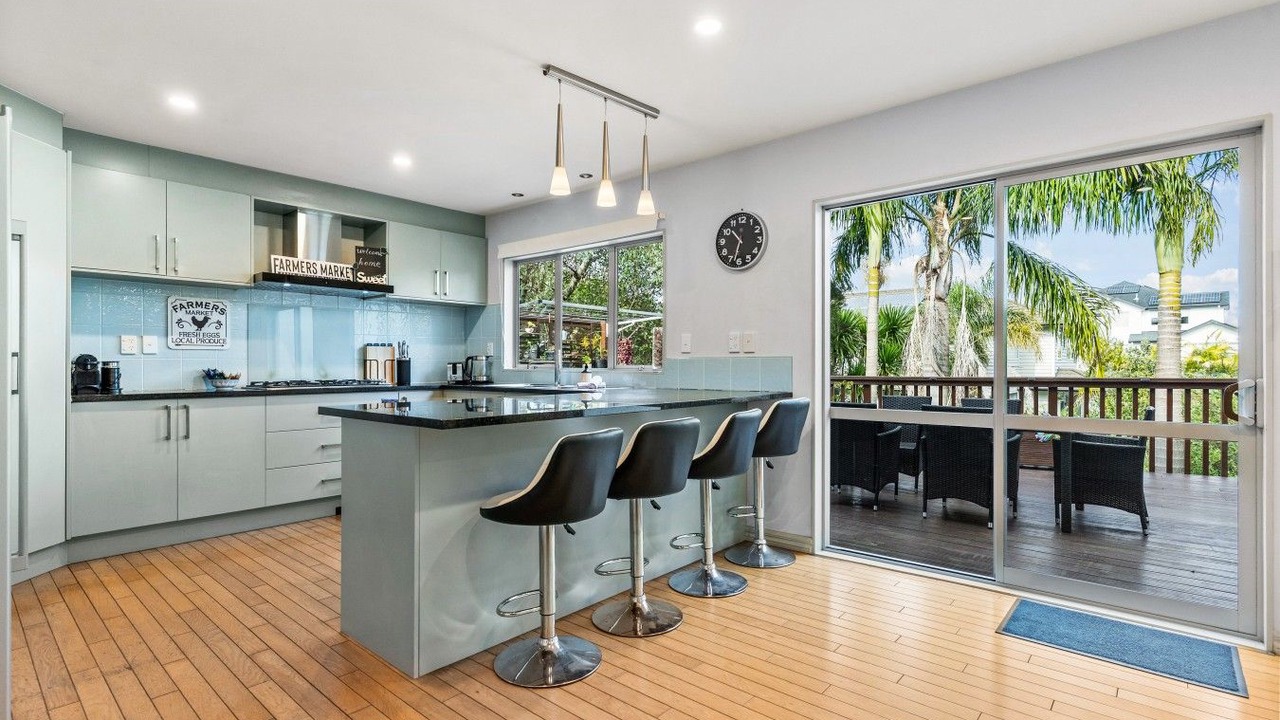 Photo of Kitchen in Greenhithe