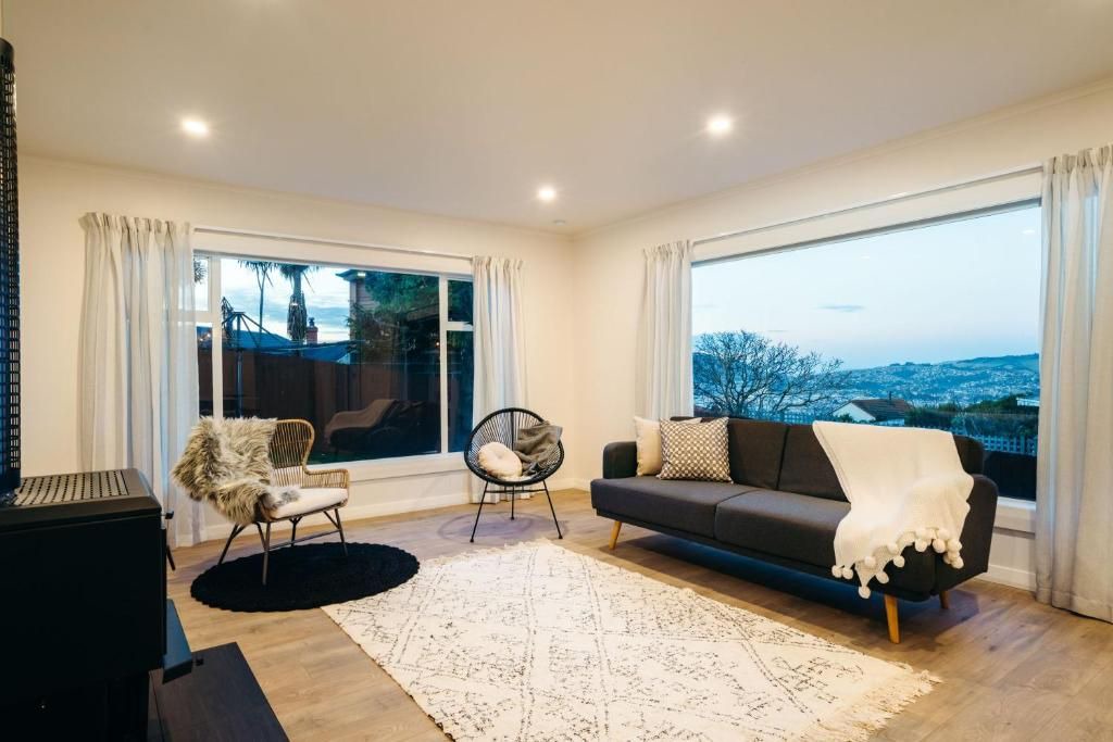 Photo of Livingroom in St. Clair