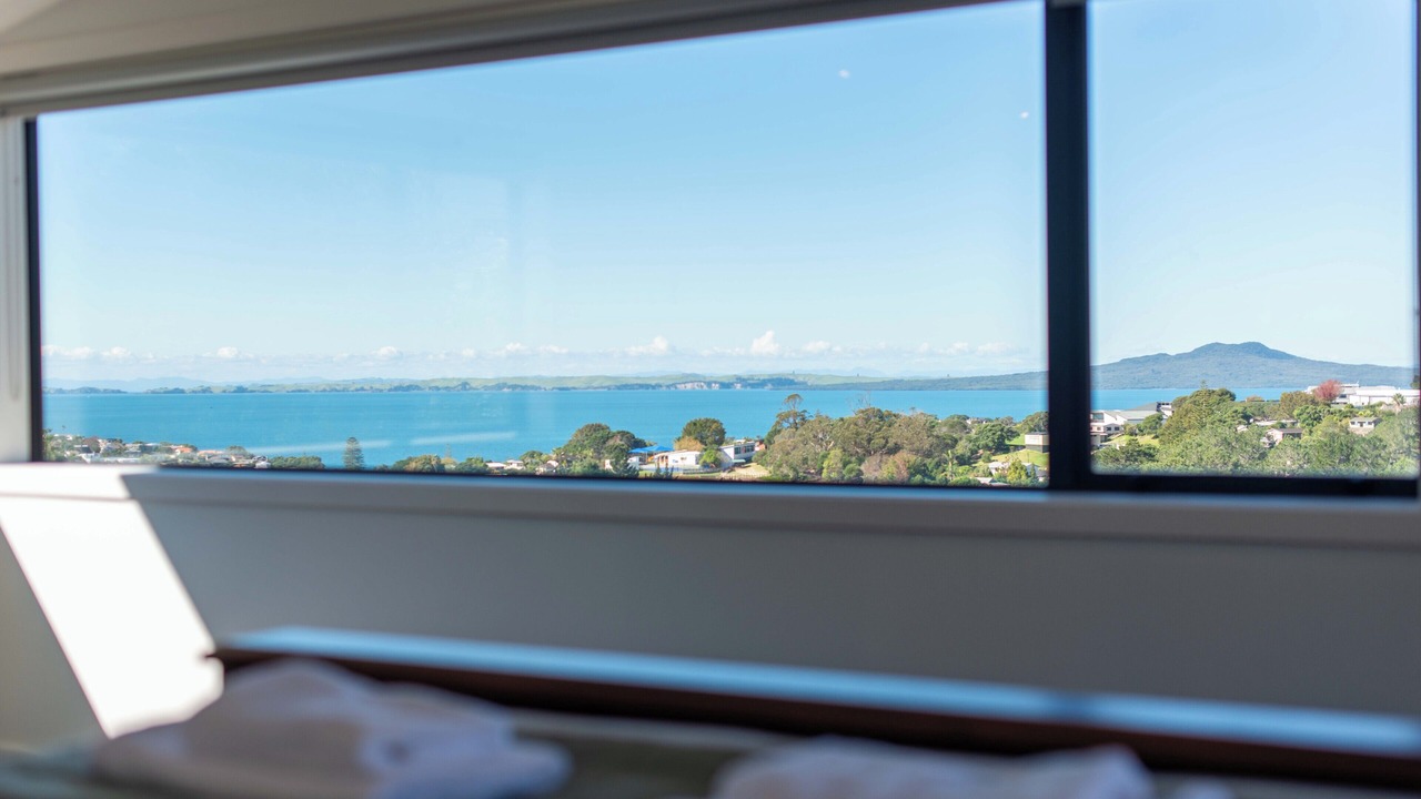 Photo of Bedroom in Murrays Bay