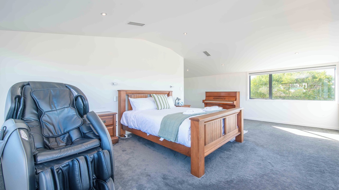 Photo of Bedroom in Murrays Bay
