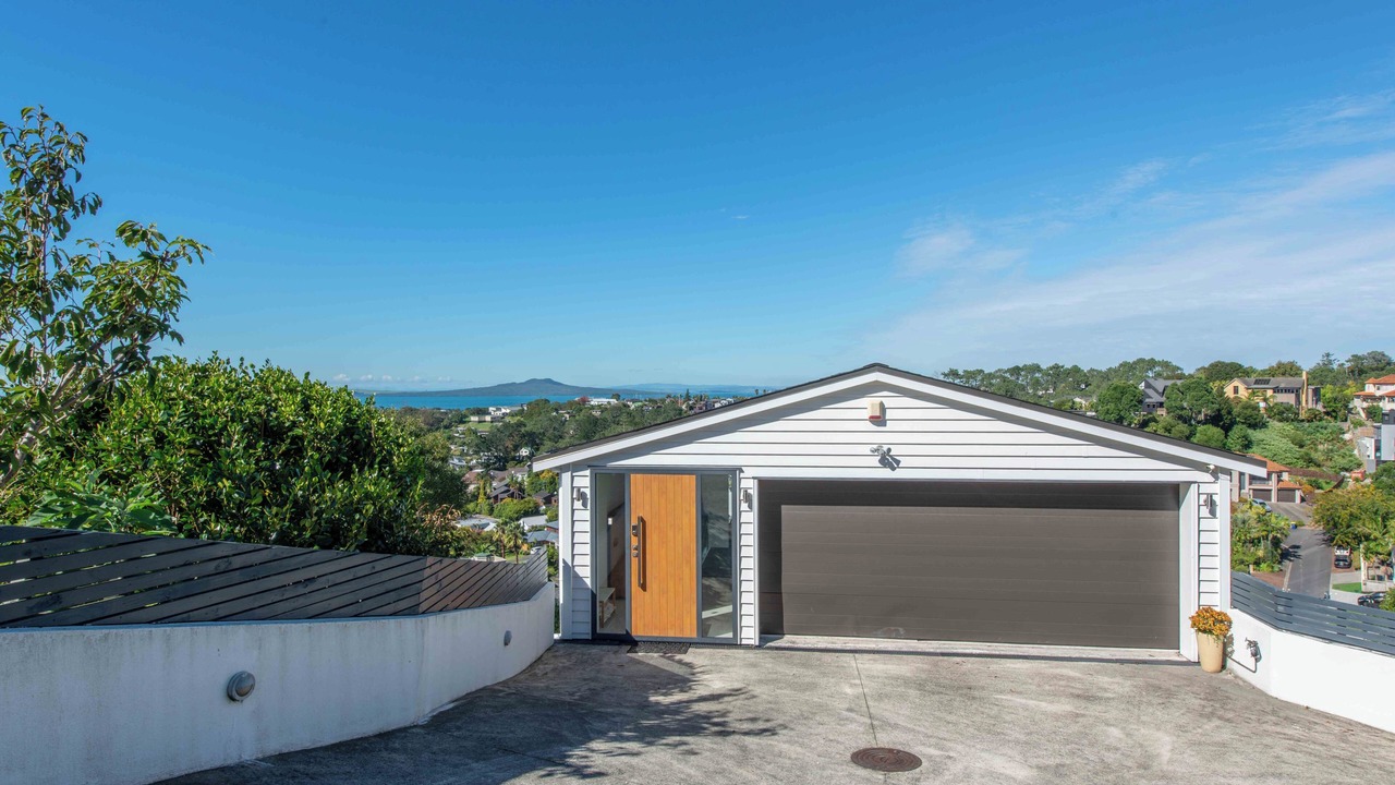Photo of Patio Balcony in Murrays Bay