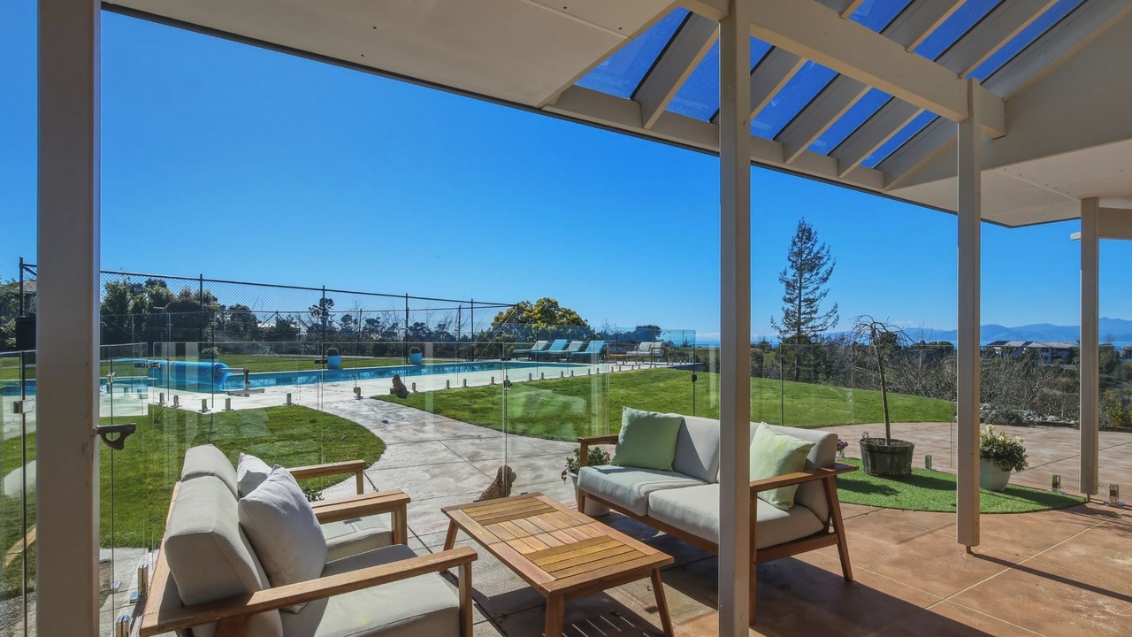Photo of Patio Balcony in Tasman