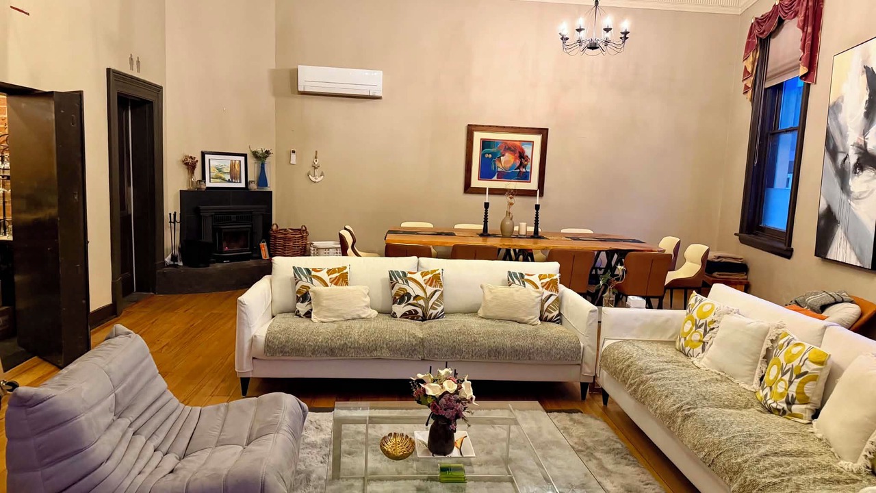 Photo of Livingroom in Lawrence