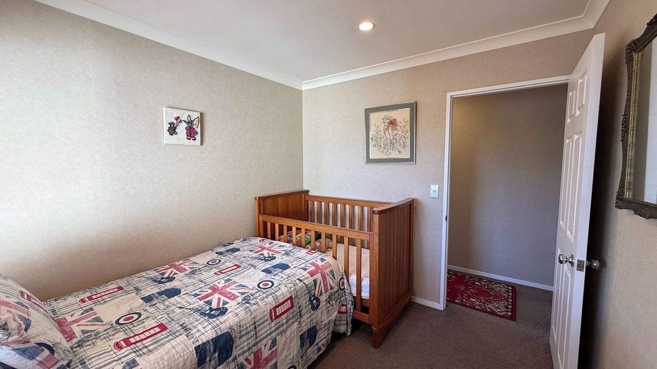 Photo of Bedroom in Owhata