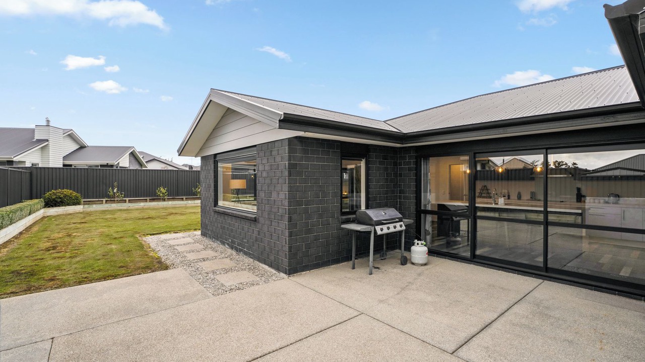 Photo of Patio Balcony in Lowburn