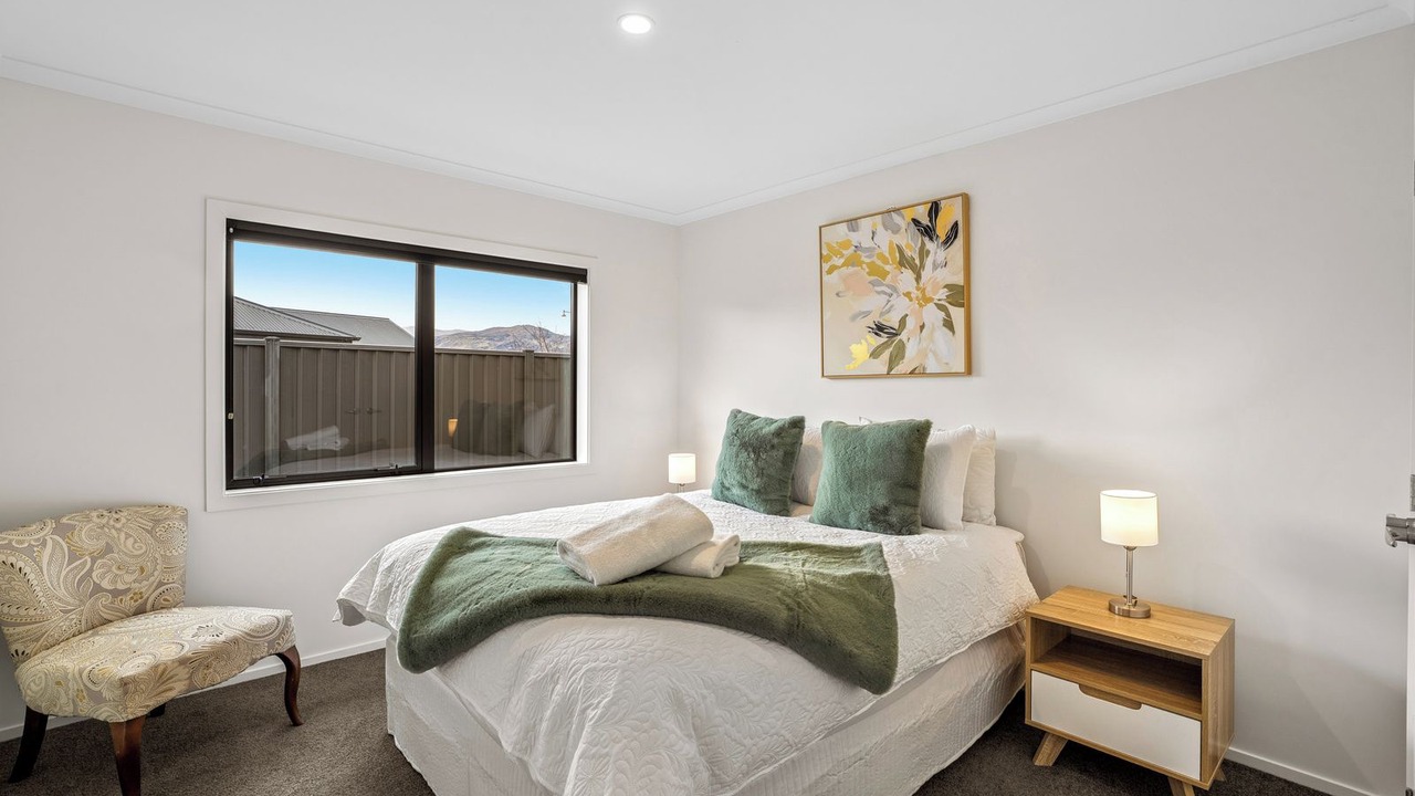Photo of Bedroom in Lowburn
