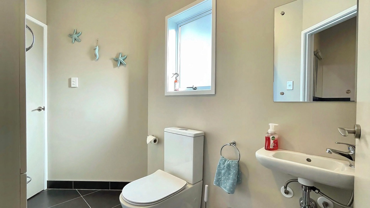 Photo of Bathroom in Opunake