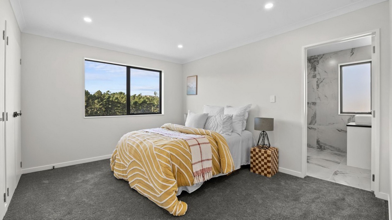 Photo of Bedroom in Flat Bush