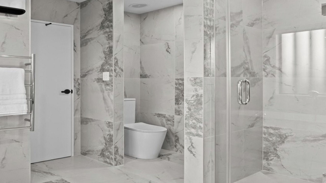 Photo of Bathroom in Flat Bush
