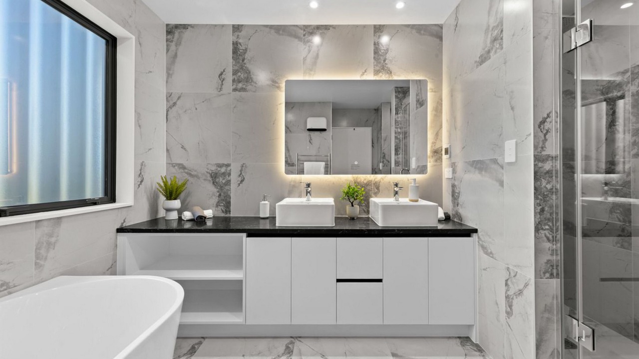 Photo of Bathroom in Flat Bush