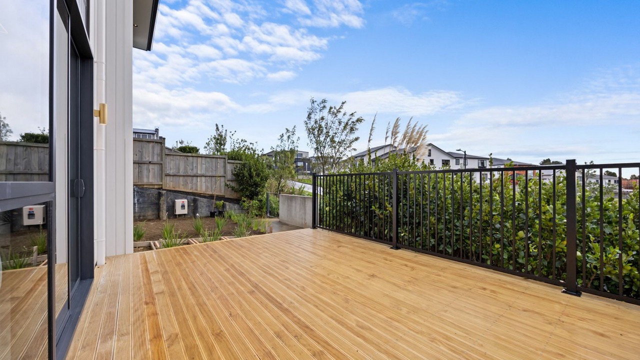 Photo of Patio Balcony in Flat Bush