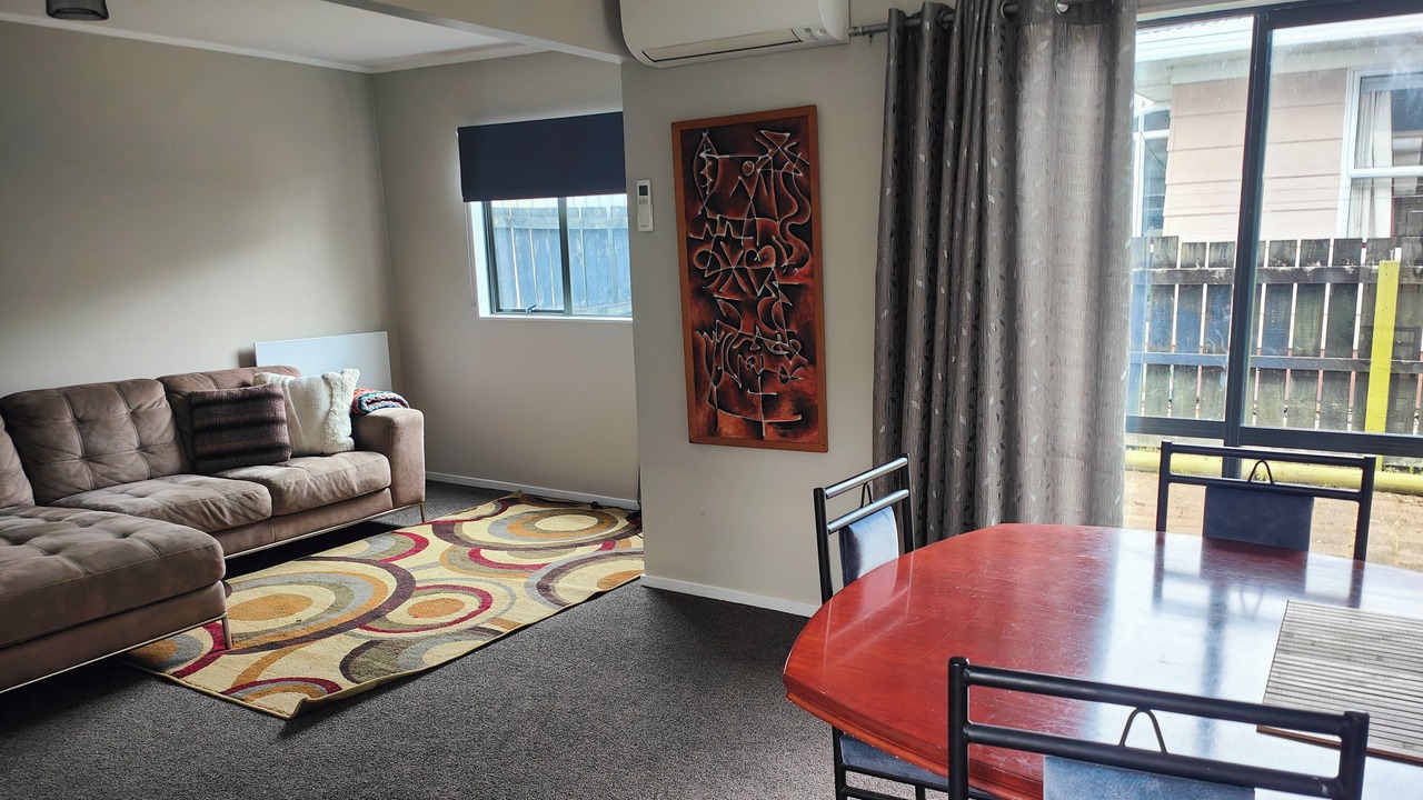 Photo of Livingroom in Frankton