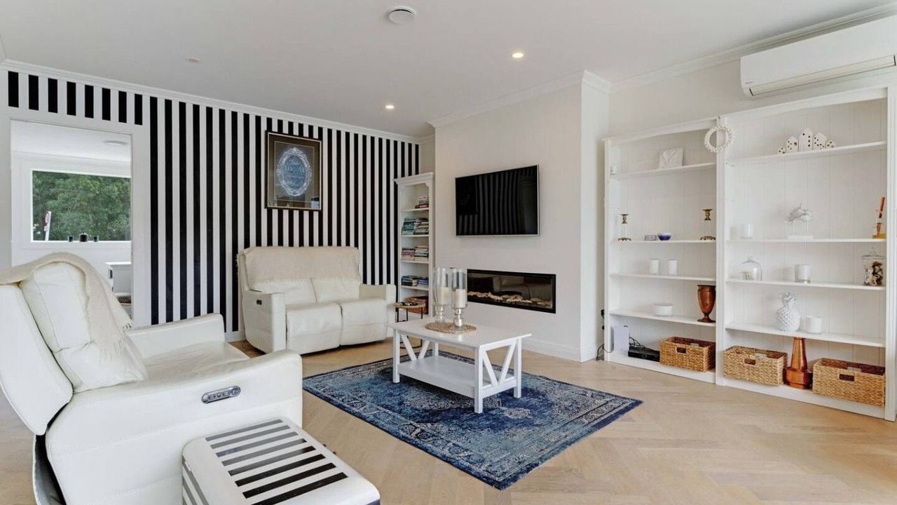 Photo of Livingroom in Whangateau