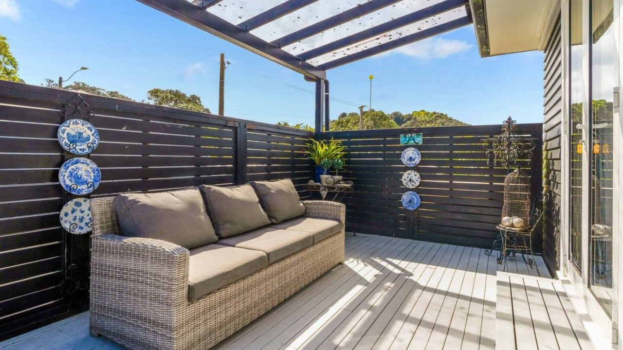 Photo of Patio Balcony in Whangateau