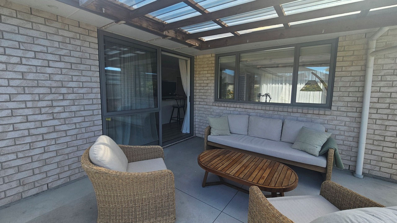 Photo of Livingroom in Papamoa Beach