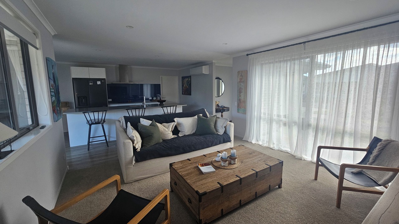 Photo of Livingroom in Papamoa Beach
