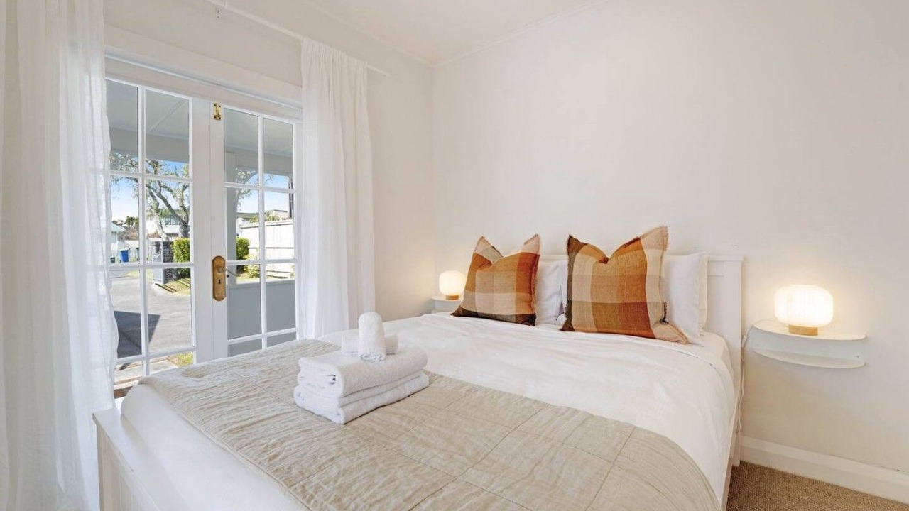 Photo of Bedroom in Massey