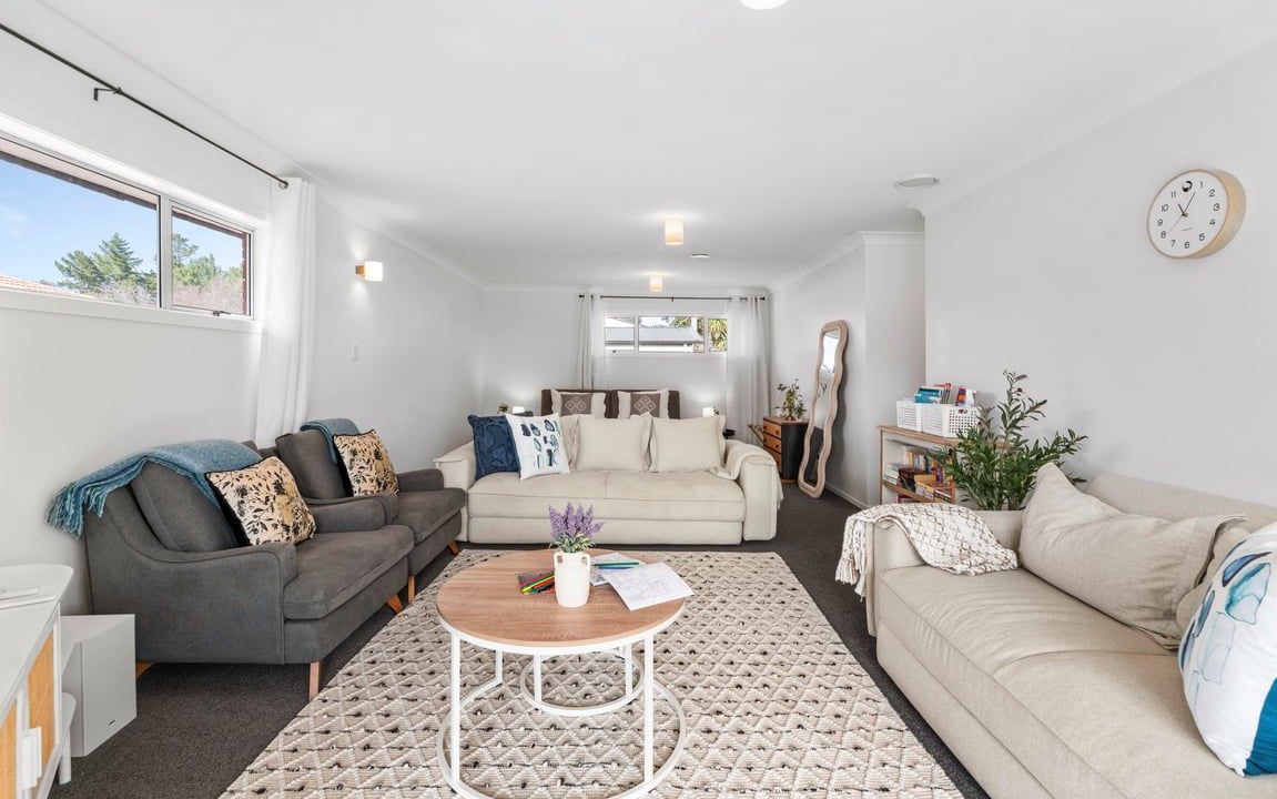 Photo of Livingroom in Hilltop