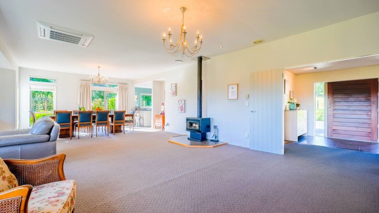 Photo of Livingroom in Tikitere