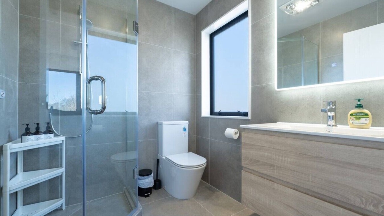 Photo of Bathroom in Murrays Bay