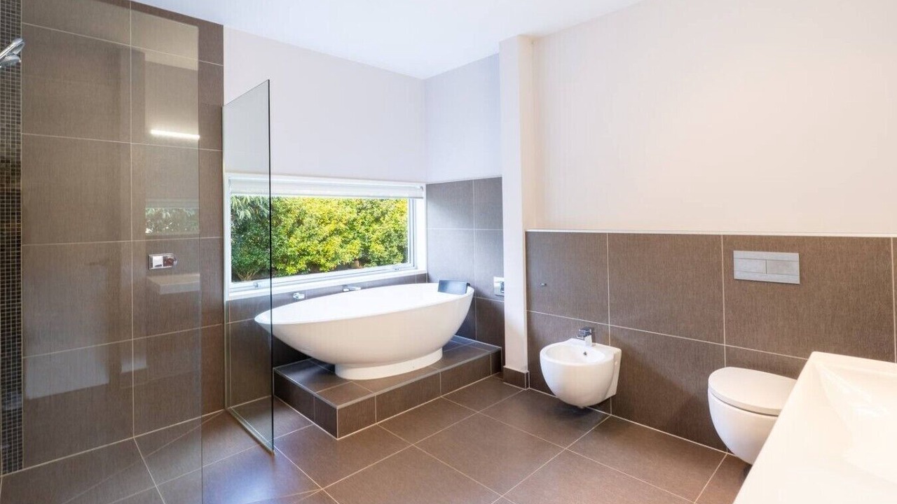 Photo of Bathroom in Snells Beach
