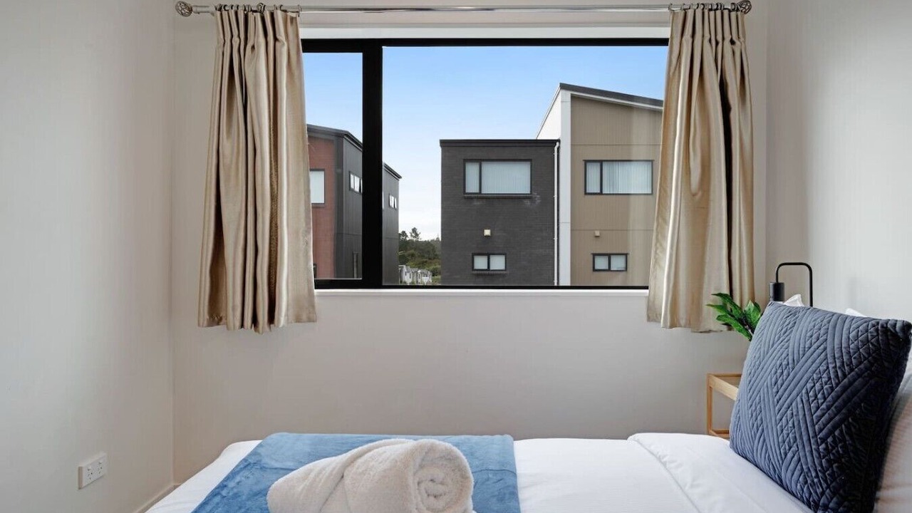 Photo of Bedroom in Flat Bush