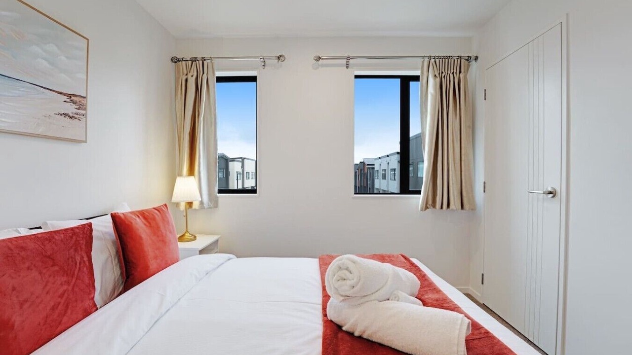 Photo of Bedroom in Flat Bush