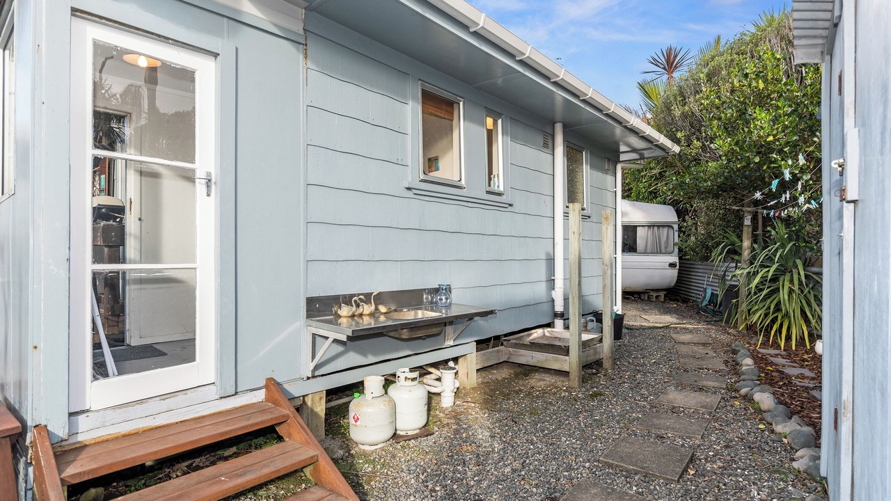Photo of Patio Balcony in Waipu Cove