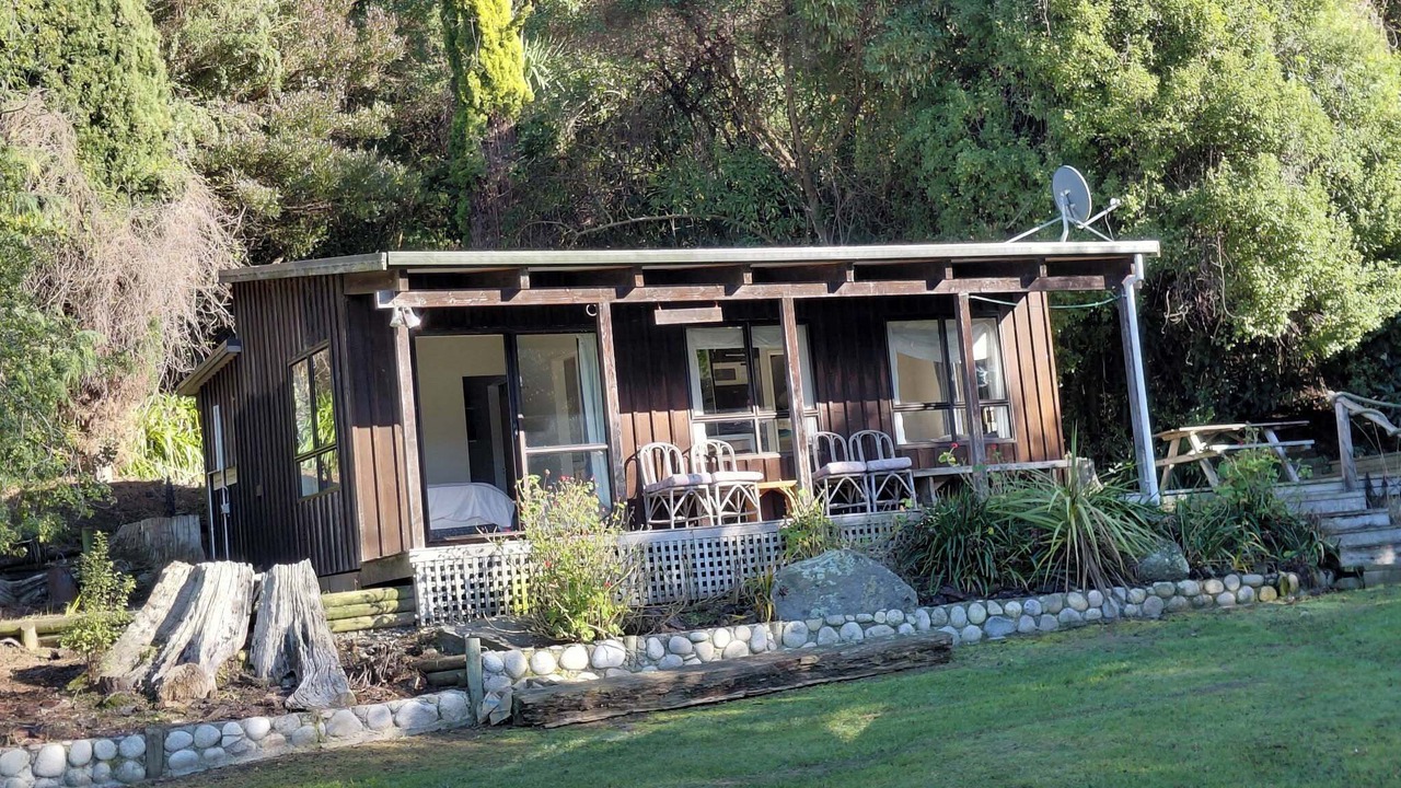 Photo of Outdoor in Duvauchelle