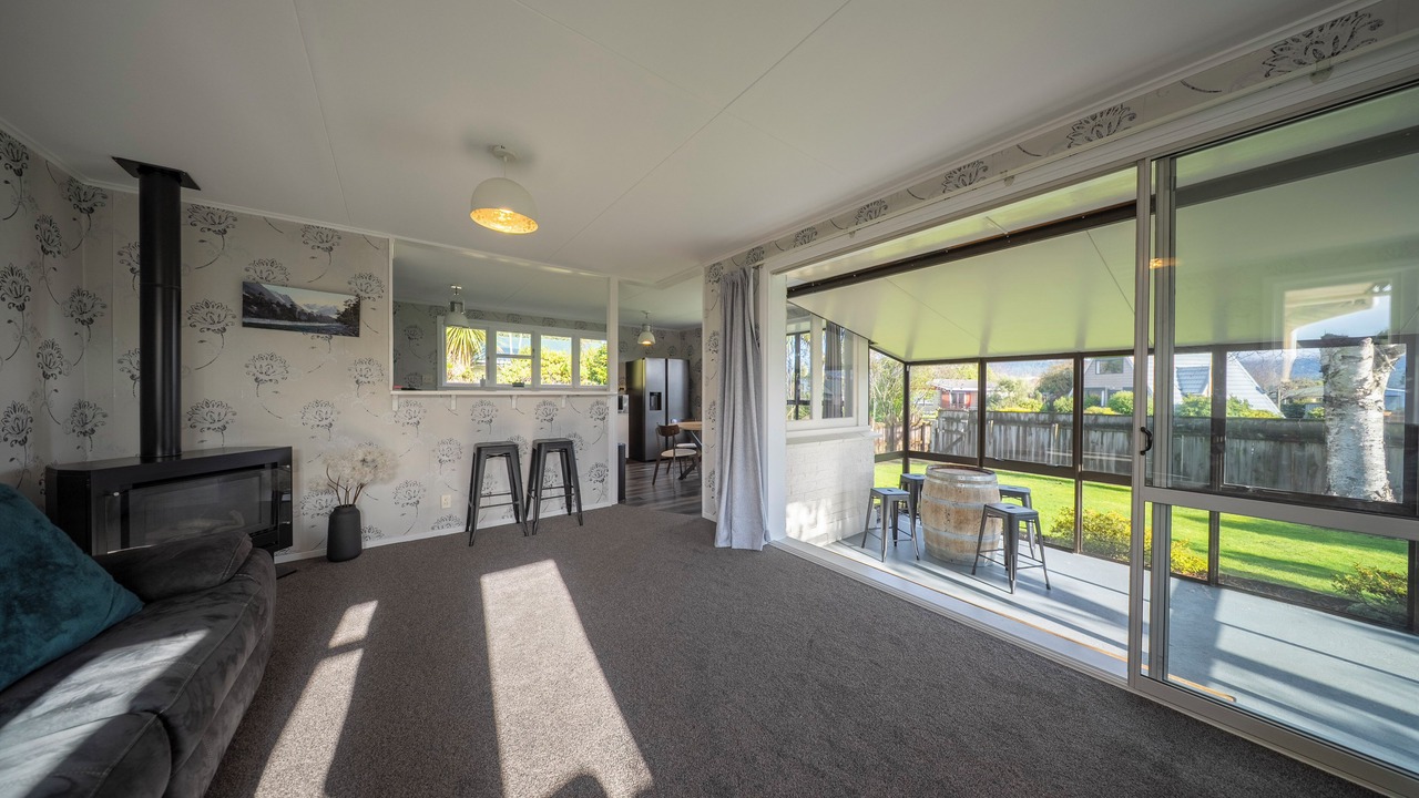 Photo of Livingroom in Te Anau
