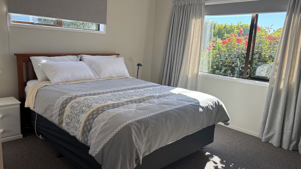 Photo of Bedroom in Ohope