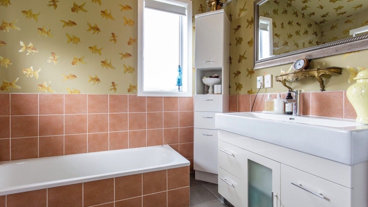 Photo of Bathroom in Royal Oak