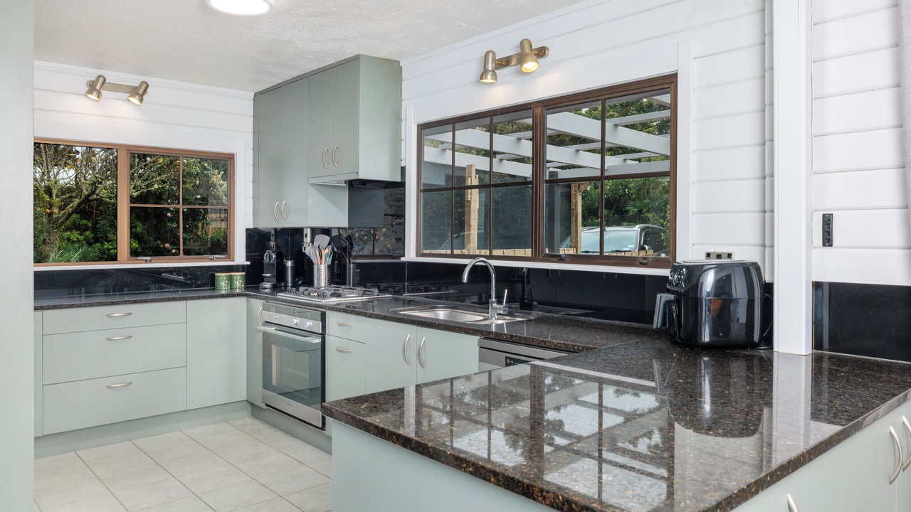 Photo of Kitchen in Kerikeri