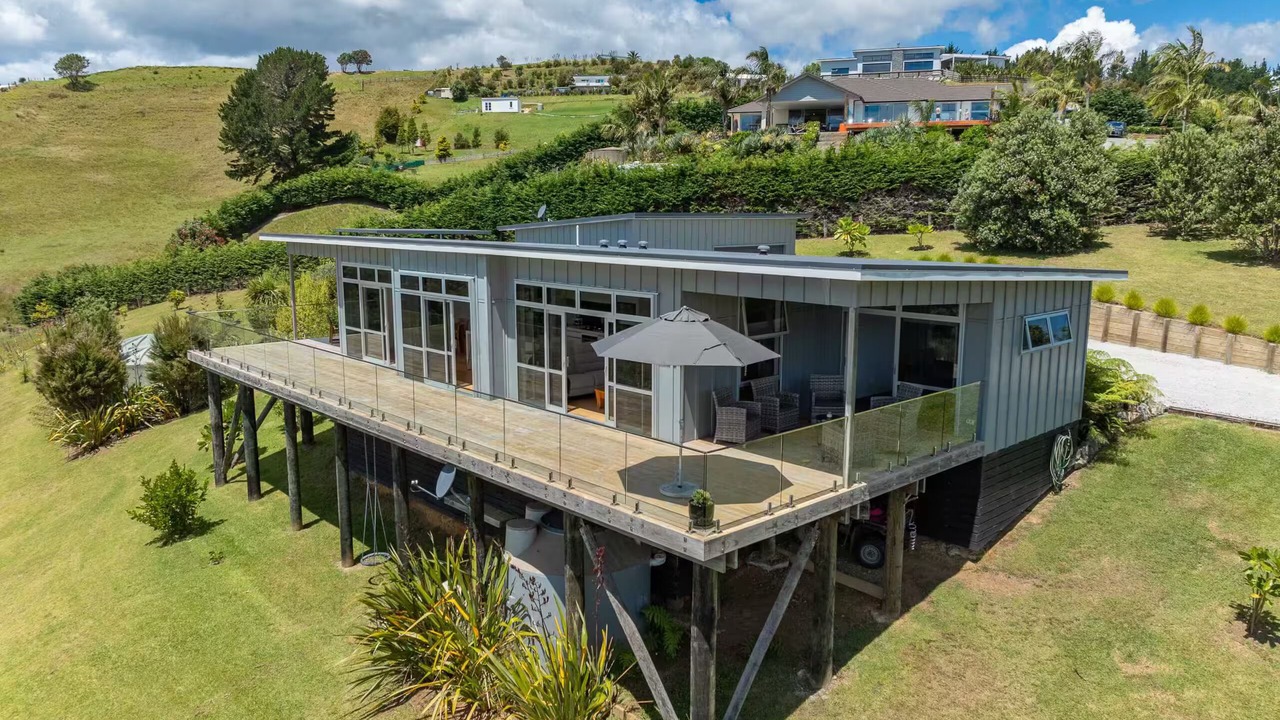 Photo of Outdoor in Cable Bay