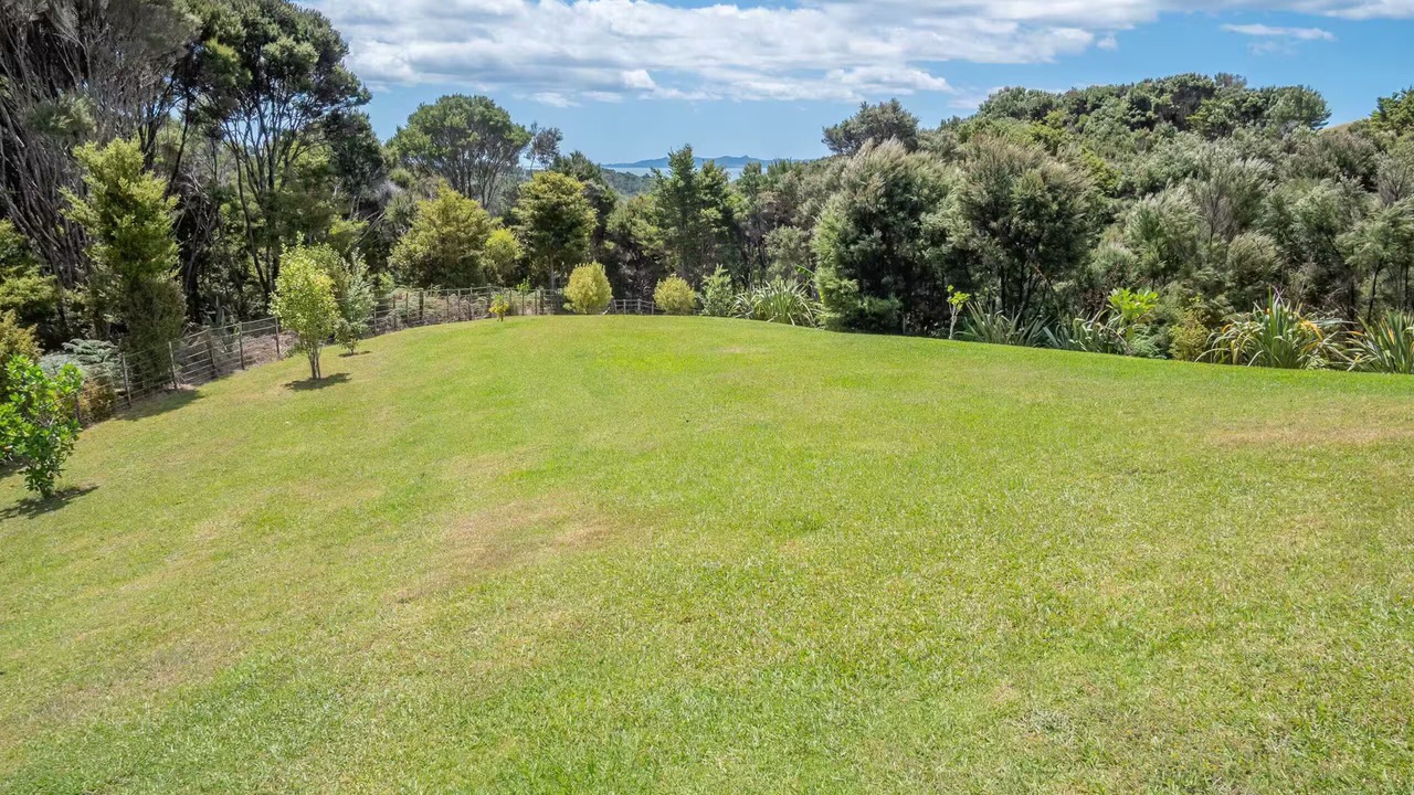Photo of Outdoor in Cable Bay