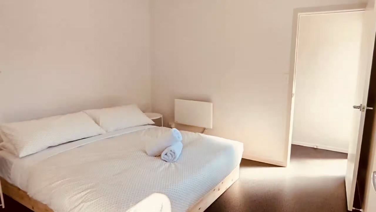 Photo of Bedroom in Cable Bay
