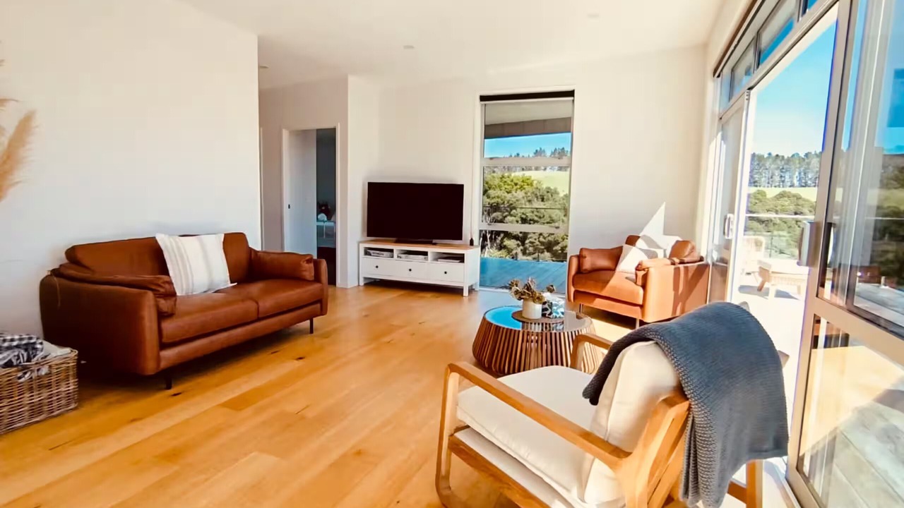 Photo of Livingroom in Cable Bay