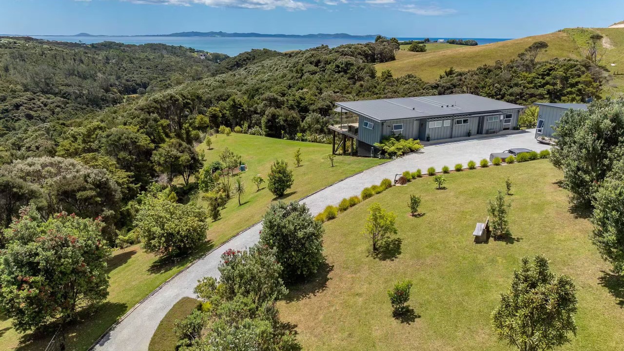 Photo of Outdoor in Cable Bay