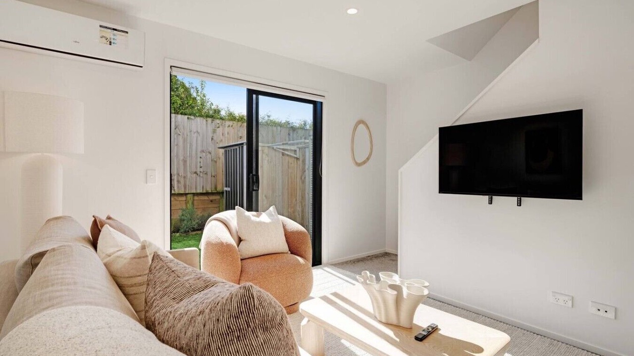 Photo of Livingroom in Te Atatu Peninsula