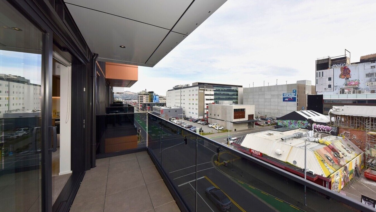 Photo of Patio Balcony in Christchurch City Centre
